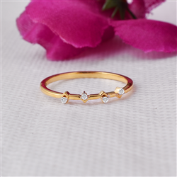 14k Yellow Gold Ring With Diamond