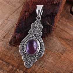 Oval Amethyst Pendant